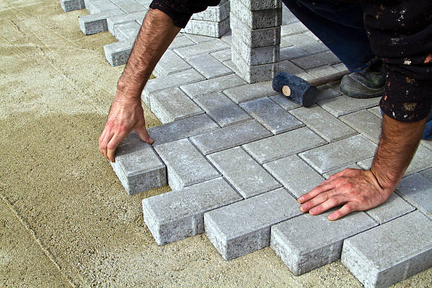 Best Professional Driveway Pavers  in Fanning Springs, FL